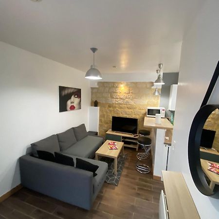 Agreable Appartement In Montmartre Paris Exteriör bild