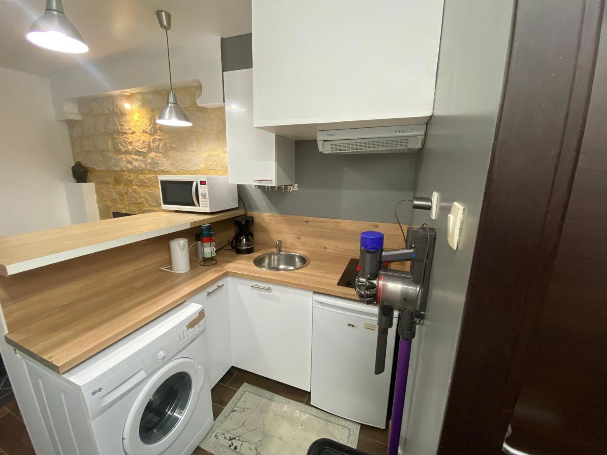 Agreable Appartement In Montmartre Paris Exteriör bild