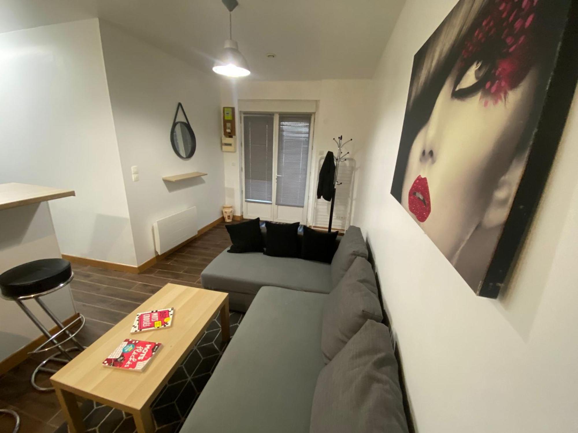 Agreable Appartement In Montmartre Paris Exteriör bild