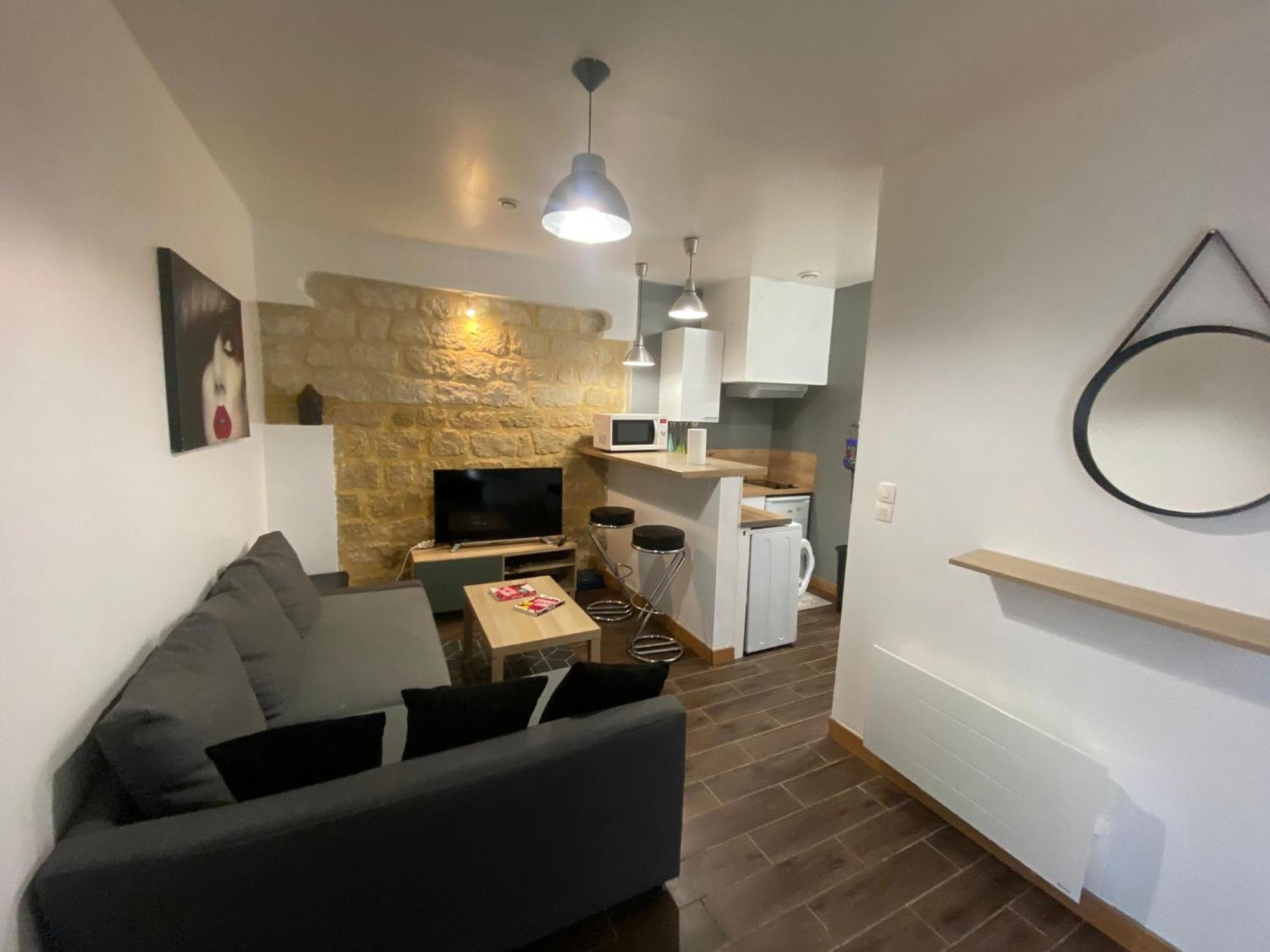 Agreable Appartement In Montmartre Paris Exteriör bild