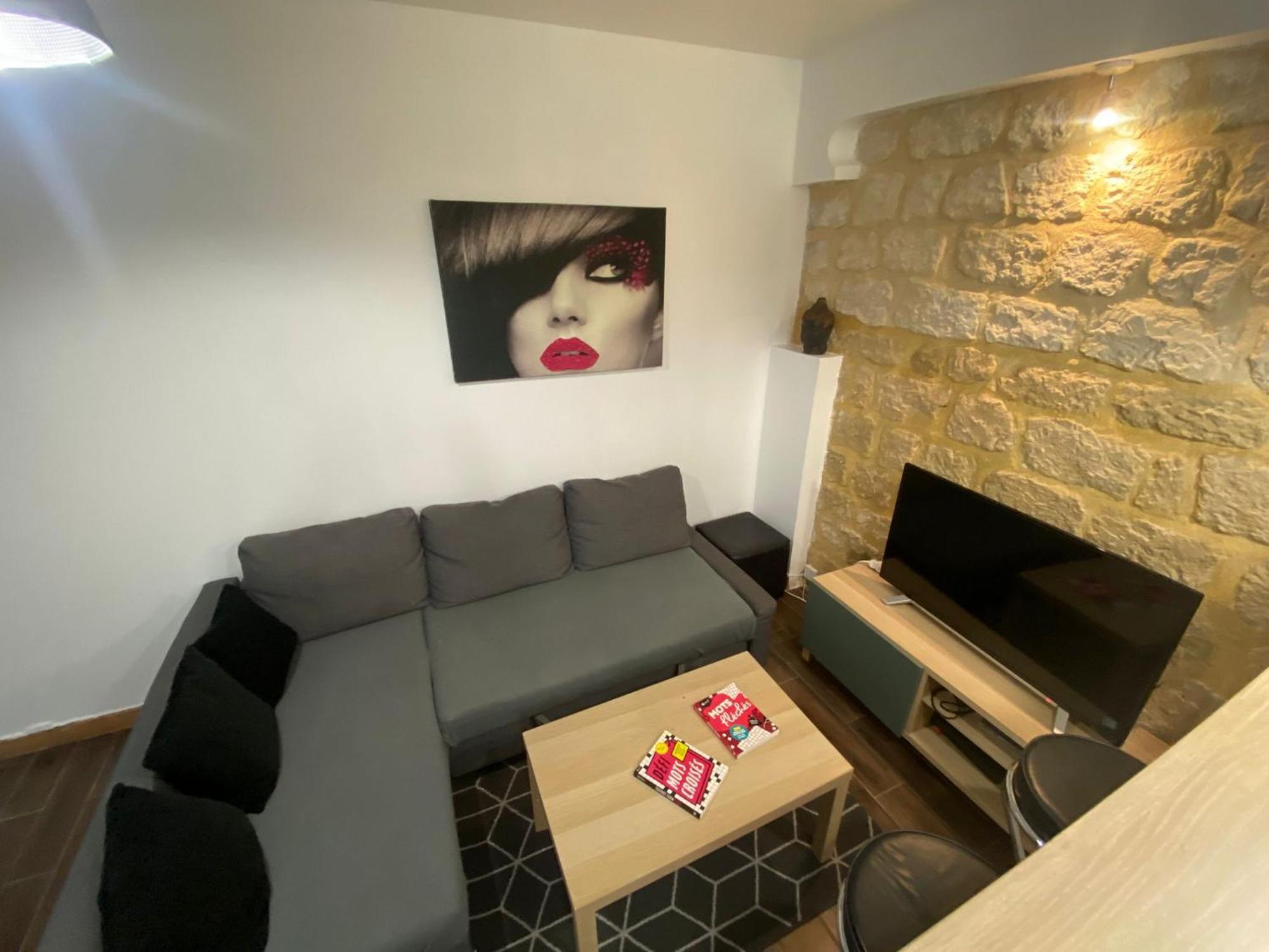 Agreable Appartement In Montmartre Paris Exteriör bild