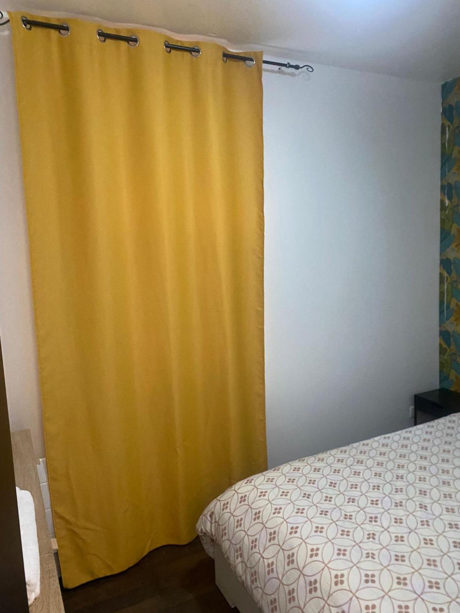 Agreable Appartement In Montmartre Paris Exteriör bild