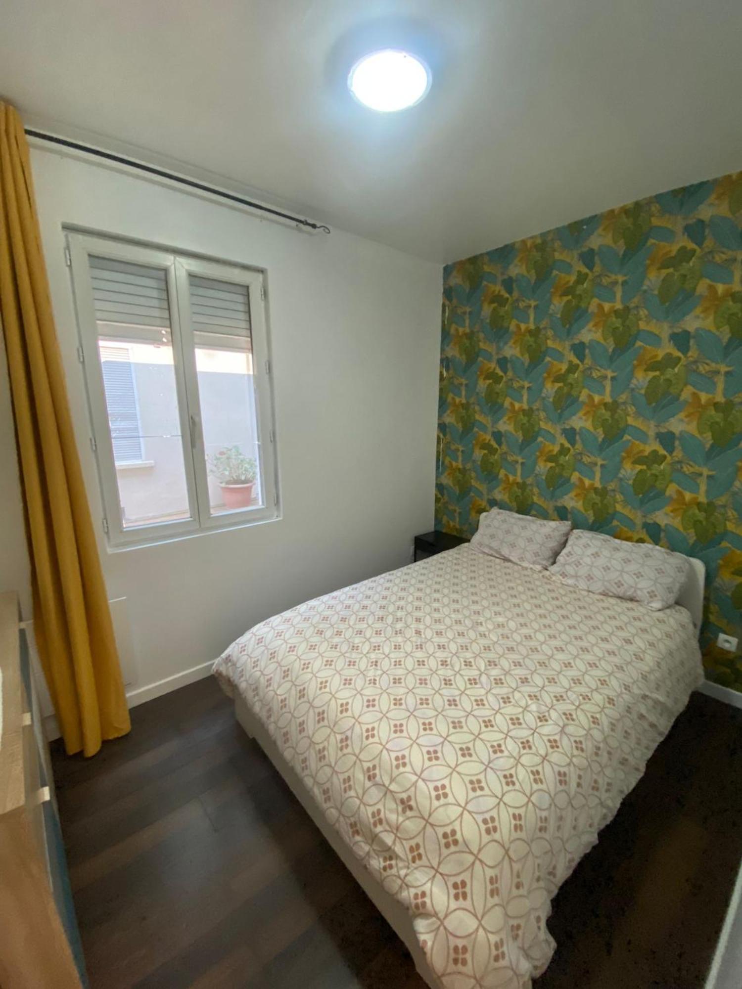 Agreable Appartement In Montmartre Paris Exteriör bild